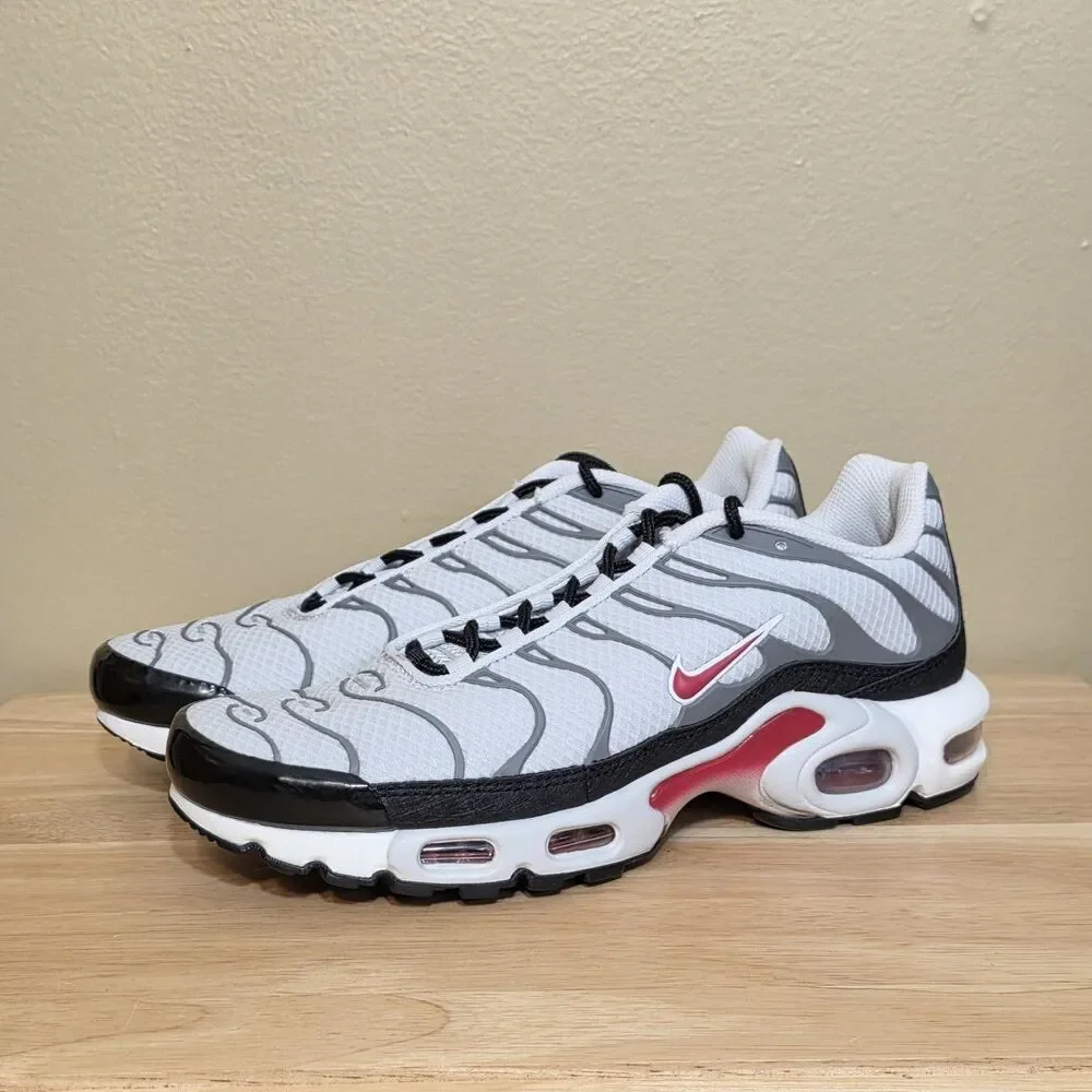 Nike Air Max Plus Photon Dust Particle Grey Sneakers DM0032-002 Men’s Size 8